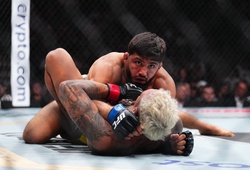 Arman Tsarukyan đấu cựu vô địch UFC khi đang "ngồi chơi"