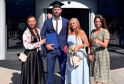 Jiri Prochazka tiết lộ lý do bất ngờ khi lấy bằng thạc sĩ trước UFC 320