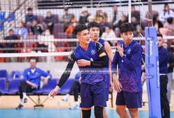 Giành chiến thắng quý hơn vàng, bóng chuyền nam Hà Nội hồi sinh cơ hội trụ hạng