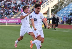  Đồng đội cũ của Messi khiến Italia thua đậm