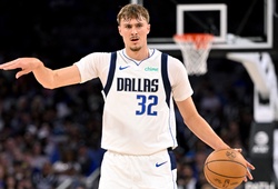 Tài năng trẻ Cooper Flagg chào sân ấn tượng, HLV trưởng Dallas Mavericks bày tỏ sự hài lòng