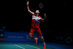 Chinh phục kỹ thuật smash trong cầu lông: Điểm mấu chốt tạo nên ưu thế trên sân 