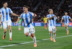 Đồng đội mới của Messi trở thành người hùng của U20 Argentina lọt vào chung kết