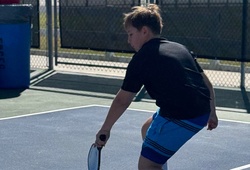 Thần đồng bóng chày mang tình yêu lớn dành cho pickleball