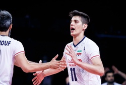 Đối chuyền Iran hôn mê vì bị điện giật trong hồ bơi