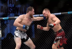 UFC 323 Merab Dvalishvili vs Petr Yan: Sự khác biệt lớn khi thay đổi lồng đấu