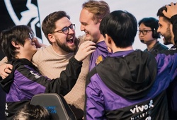 Kỳ CKTG khó tin của Vivo Keyd Stars: BỊ cô lập, chỉ có 2 ngày chuẩn bị trước khi thi đấu