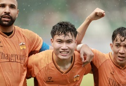 Cú sốc ở Pleiku: HAGL hạ Thể Công Viettel, thoát khỏi đáy bảng