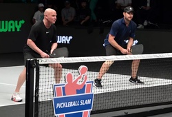 Waters đối đầu Agassi trong “Trận chiến giới tính” Pickleball tại Las Vegas