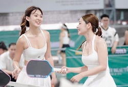 Chi Pu và "em Kim vén váy" tạo cơn sốt pickleball