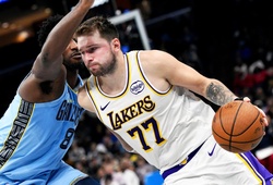 Tái xuất bùng nổ với 40 điểm, Luka Doncic sánh ngang cùng huyền thoại Wilt Chamberlain