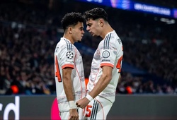 Bayern Munich bất khả chiến bại kéo dài mạch thắng kỷ lục trước PSG
