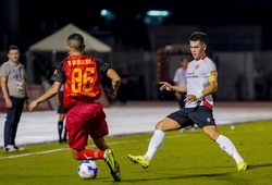 Khó tin với hai pha bỏ lỡ cơ hội ghi bàn của Tiến Linh