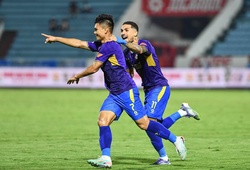 Xuân Mạnh ghi siêu phẩm, Hà Nội FC thoát thua trên sân Thiên Trường