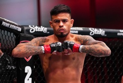 Võ sĩ gây tranh cãi vì ví UFC Nhà Trắng như phim "The Hunger Games" 