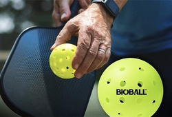 Quả bóng pickleball giúp giải quyết bài toán rác thải nhựa