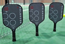 Vợt ARMA của Holbrook đang định nghĩa lại trải nghiệm vợt pickleball