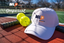 Một thương hiệu mũ lâu đời đang định hình phong cách của pickleball