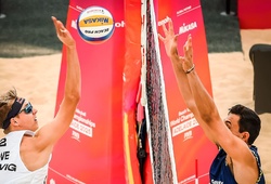 Đương kim vô địch Olympic thua sốc tại giải bóng chuyền bãi biển VĐTG