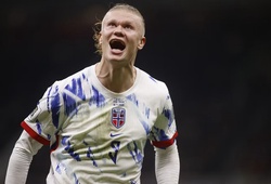 Haaland đạt đỉnh với kỷ lục ghi bàn bằng đầu trong năm 2025