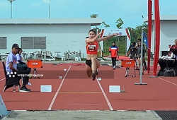 Cô gái xứ Huế Quỳnh Anh giành HCV nhảy xa 3 bước khó tin ở giải Điền kinh Trẻ Đông Nam Á 2025