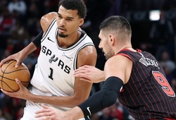 Thần đồng Victor Wembanyama chấn thương khi đang "bay cao" về phong độ: Spurs gặp khó!