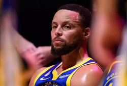 HLV của Stephen Curry "quan ngại sâu sắc" về sự gia tăng chấn thương tại NBA mùa 2025-26