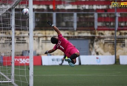 Thủ môn Trường ĐH Nông Lâm bay người hết cỡ, làm nền cho siêu phẩm của Trường ĐH Thuỷ Lợi