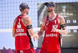 Mol & Sorum vất vả ngược dòng, giành vé vào vòng tứ kết đầy kịch tính