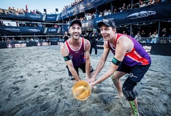 Ehlers & Wickler tạo cú sốc trước nhà vô địch thế giới tại tứ kết nam