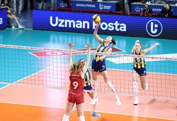 Fenerbahçe đánh bại Galatasaray trong trận derby kịch tính