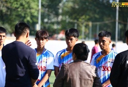 Tinh thần sẻ chia với cầu thủ bị ảnh hưởng lũ lụt ở NUC bóng đá 2025
