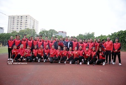 Chủ tịch Điền kinh châu Á thăm đội tuyển điền kinh Việt Nam 
