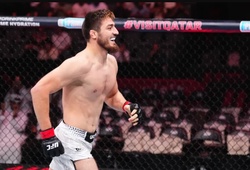 "Thợ săn" Abdul-Rakhman Yakhyev đè bẹp đối thủ ngày ra mắt UFC