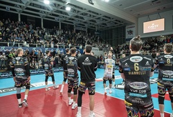 Trento hạ gục Perugia 3-1 Trong Trận Đấu Bùng Nổ Tại SuperLega