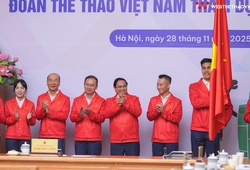 Thủ tướng Phạm Minh Chính khoác lên mình bộ trang phục Đoàn Thể thao Việt Nam