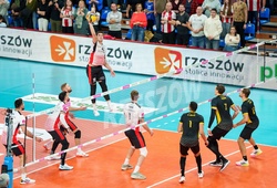 Resovia rực sáng, Lublin băng băng trong đêm thắng 3-0 áp đảo tại PlusLiga