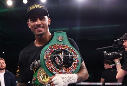 Ben Whittaker hủy diệt đối thủ ngay hiệp 1, giành đai và khép lại năm 2025 bùng nổ