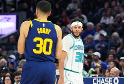 Dù đang chấn thương, Stephen Curry vẫn nhận tin mừng cùng Golden State Warriors