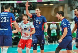 ZAKSA ngược dòng nghẹt thở để vượt qua Ślepsk sau 5 set căng thẳng