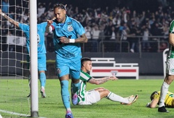 Neymar khơi lại cuộc tranh luận về việc được chọn vào đội tuyển Brazil sau hat-trick