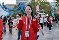 Lê Thanh Thuý: Vinh dự thiêng liêng khi cầm cờ Tổ quốc tại lễ khai mạc SEA Games 33