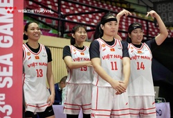 Tuyển nữ 3x3 Việt Nam: Ra về trong vòng tay người hâm mộ, sẵn sàng cho "trận chiến" 5x5