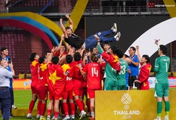 HLV Kim Sang-sik: "Các cầu thủ càng chơi càng thể hiện được sức mình