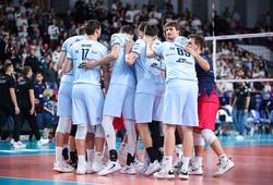 Warszawa thiếu người vì bệnh dịch trước trận gặp Lublin