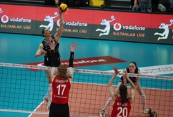 vakıfbank kết thúc nửa mùa bất bại với ngôi đầu bảng