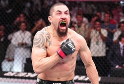 Cựu vương UFC Robert Whittaker úp mở việc lên hạng bán nặng vào năm 2026