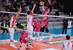 Catania thắng kịch tính ở tie-break trong trận cuối cùng của năm 2025