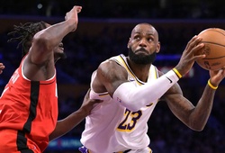Cây bút NBA: "Lakers buộc phải trade LeBron hoặc Reaves nếu muốn vô địch năm nay"