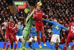 Vì sao Liverpool có thành tích từ tình huống cố định tệ nhất châu Âu?